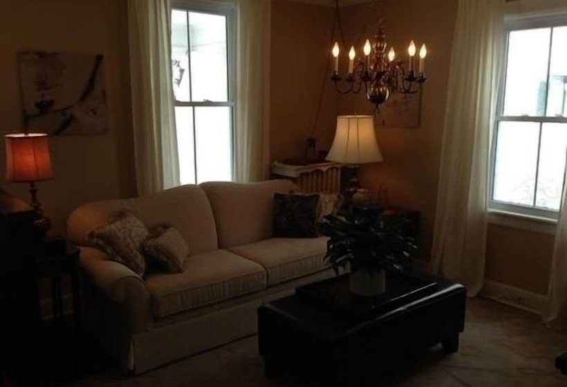 Copper Dreams Bed And Breakfast