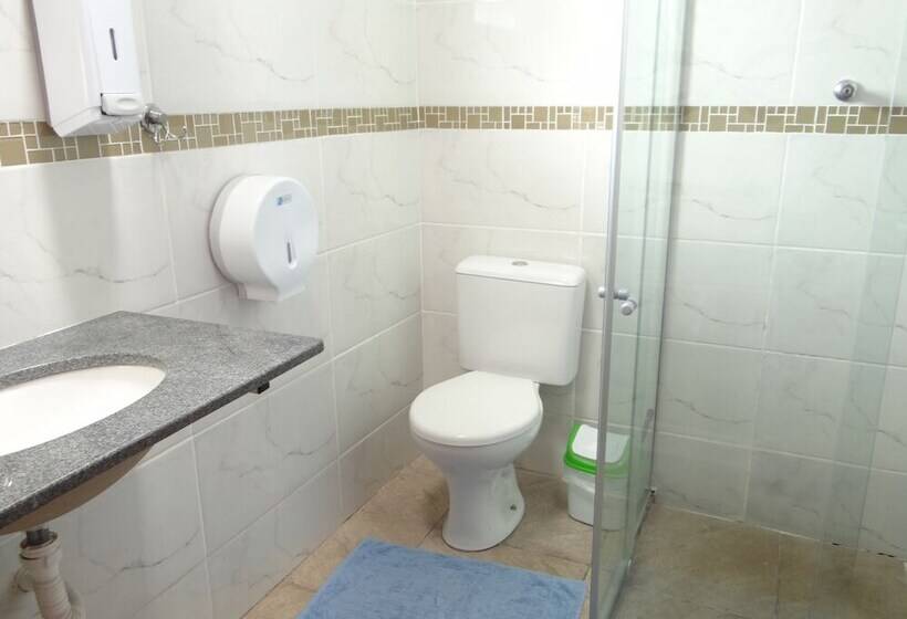 Da Orla Pampulha Hostel