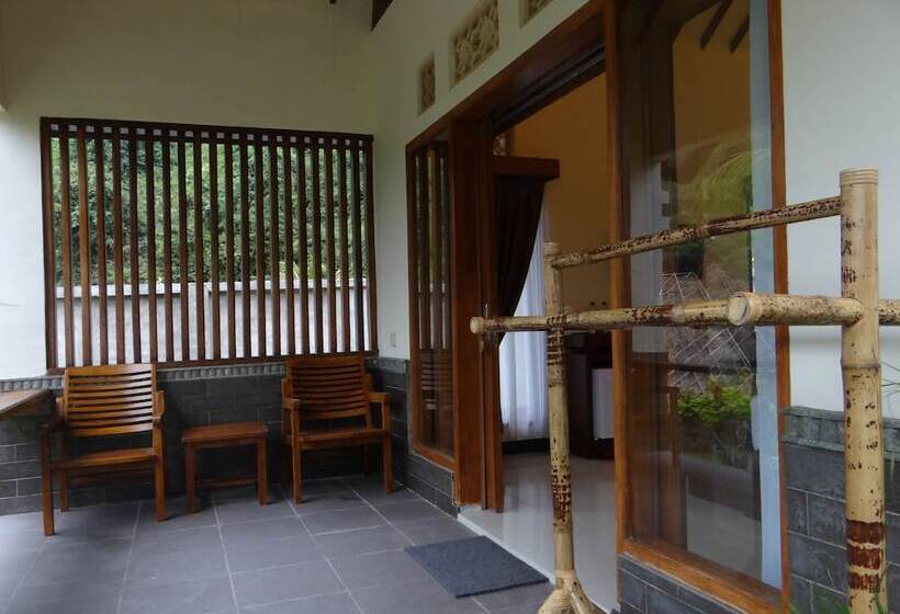 호텔 Artati Lombok Bungalows & Restaurant