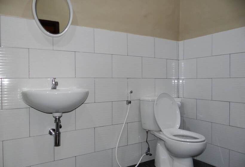 호텔 Artati Lombok Bungalows & Restaurant