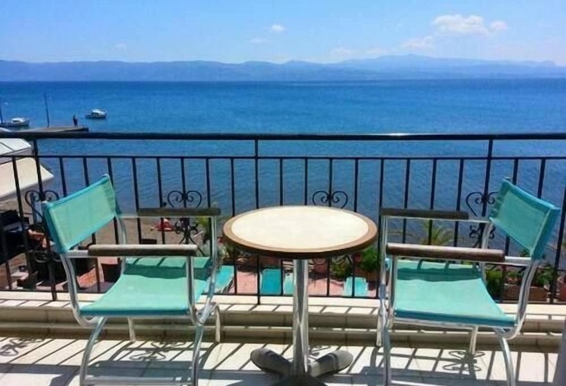 בית מלון כפרי Artemis