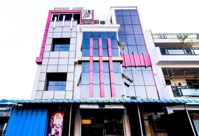 Отель Shri Sai Residency