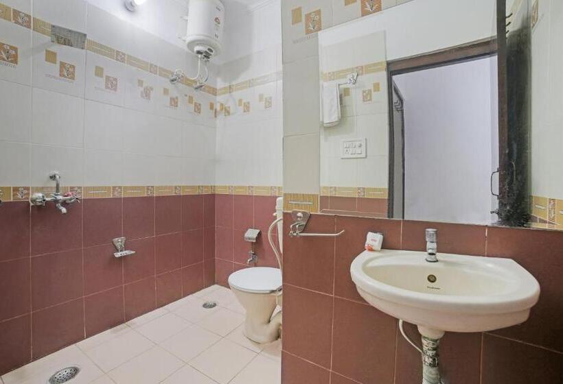 Отель Shri Sai Residency