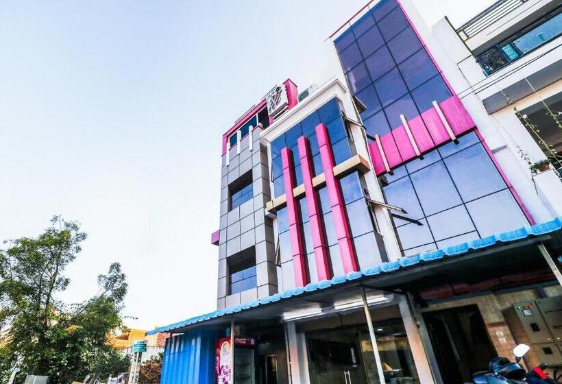 Отель Shri Sai Residency