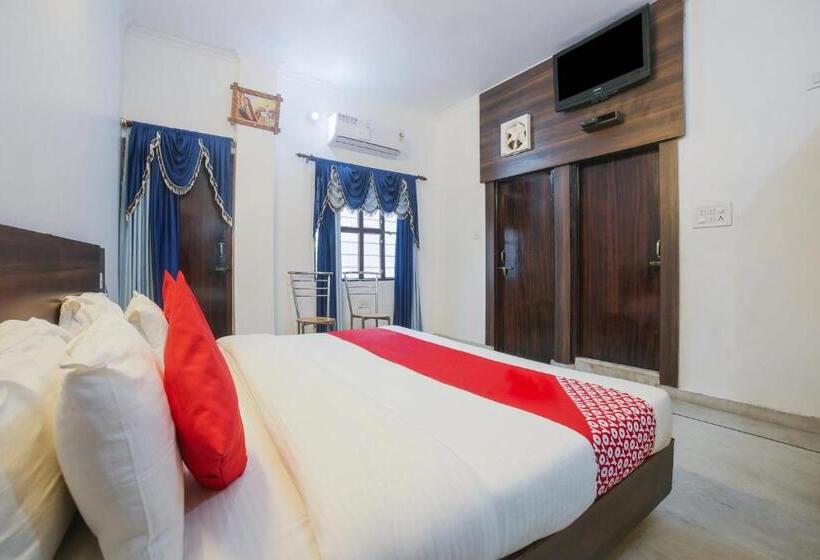 Отель Shri Sai Residency