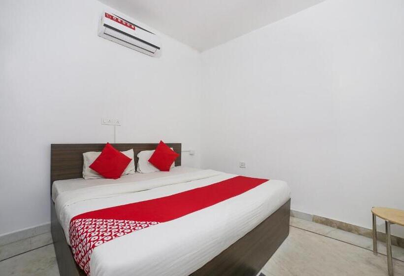 Отель Shri Sai Residency