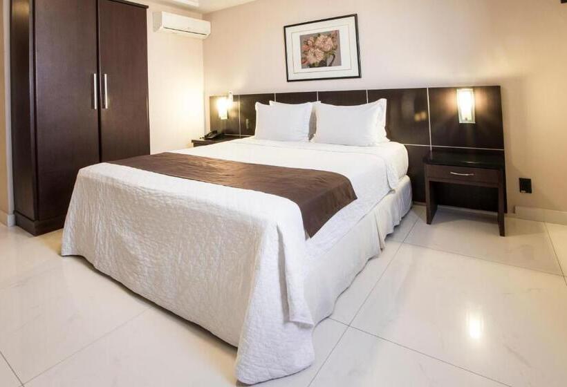 ホテル Crystal Plaza