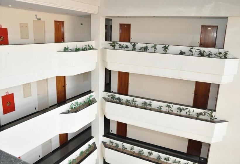 ホテル Crystal Plaza