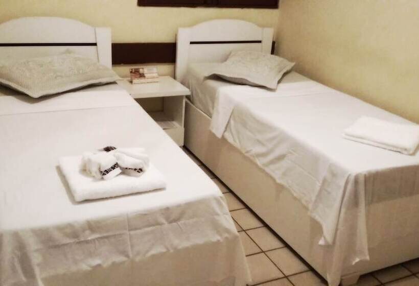 ホテル Escuna Praia