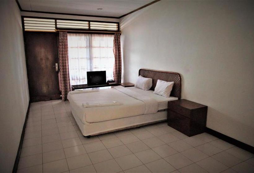 酒店 Pandu Lakeside  Tuktuk