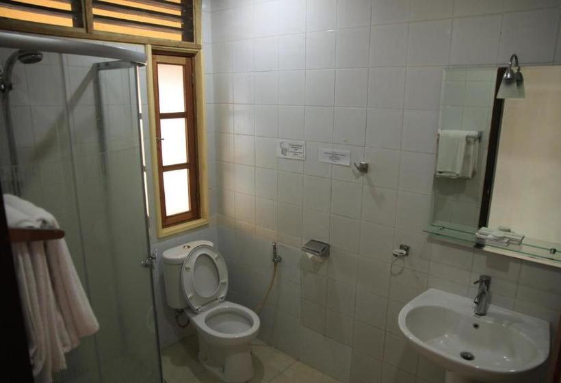 酒店 Pandu Lakeside  Tuktuk