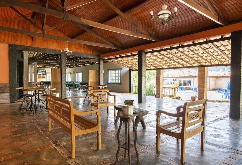 호텔 Pousada Serra Do Ouro