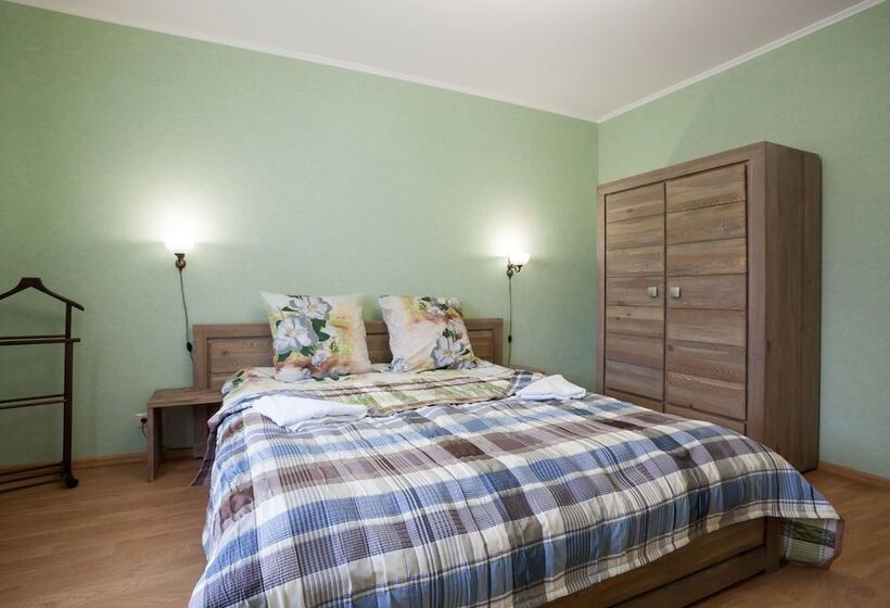 Отель Vdohnovenie