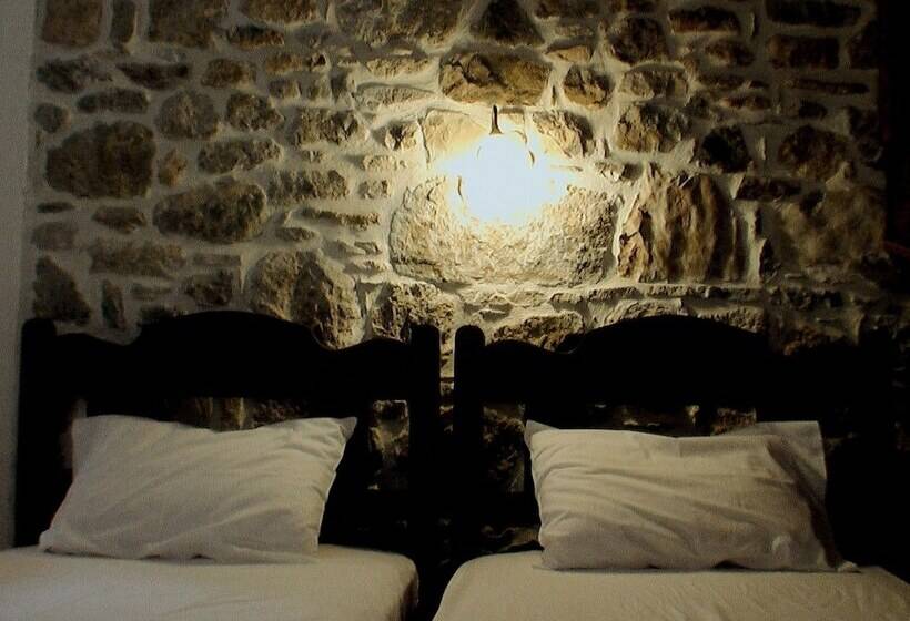 Ksa Sou Traditional Guesthouses