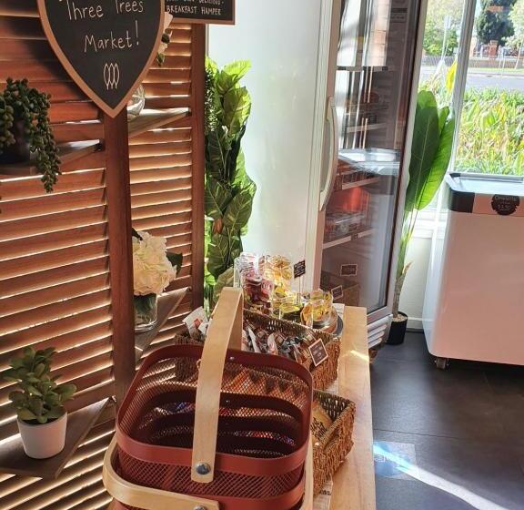 מוטל Parkview Motor Inn And Apartments