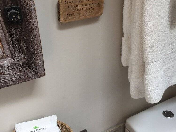 펜션 Black Bear Guesthouse