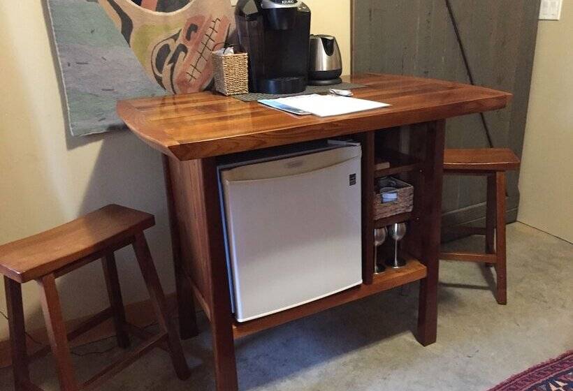 펜션 Black Bear Guesthouse