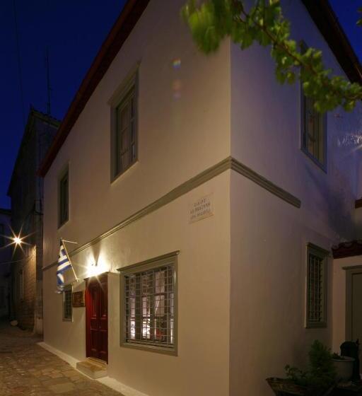 ペンション Mastoris Mansion