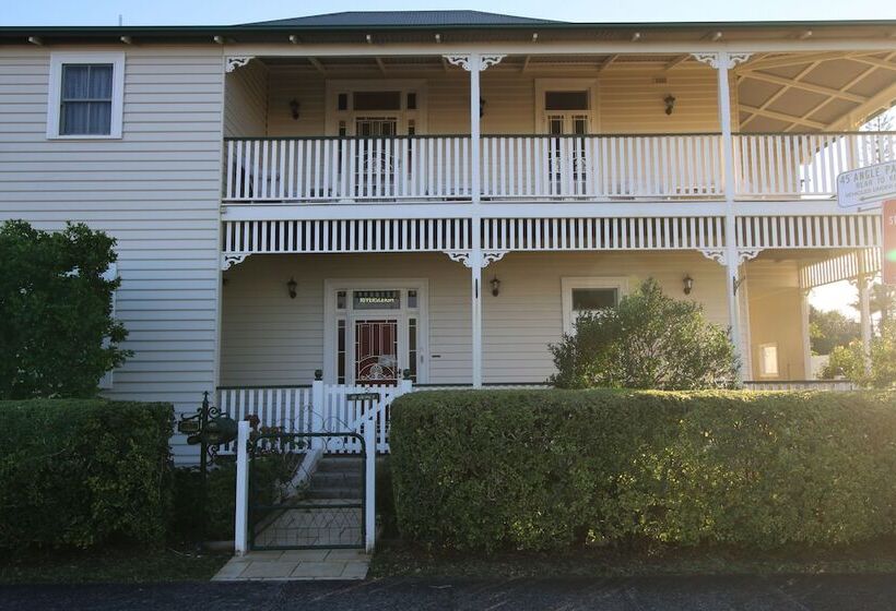 پانسیون Riversleigh House