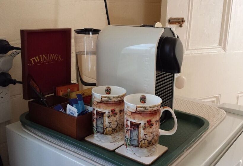 پانسیون Riversleigh House