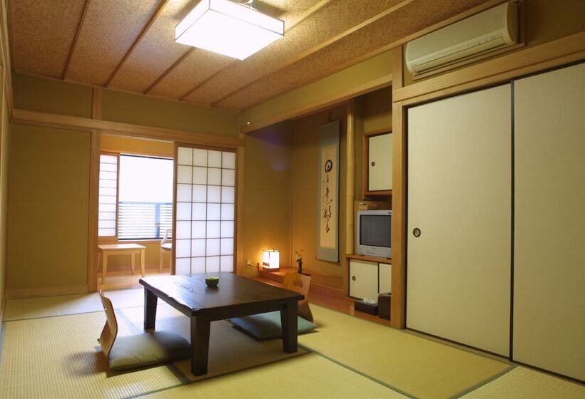 Рёкан Oyado Nakaya