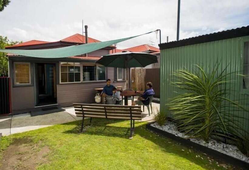 Travellers Inn Motel