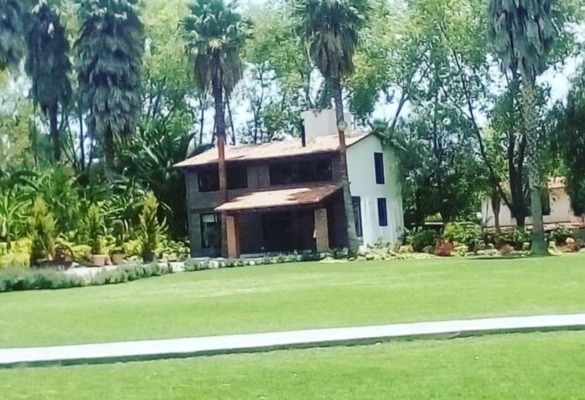Vista Real Villas