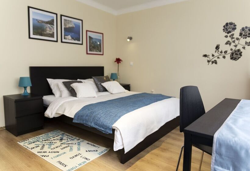 Warsawrent Apartamenty Centralna