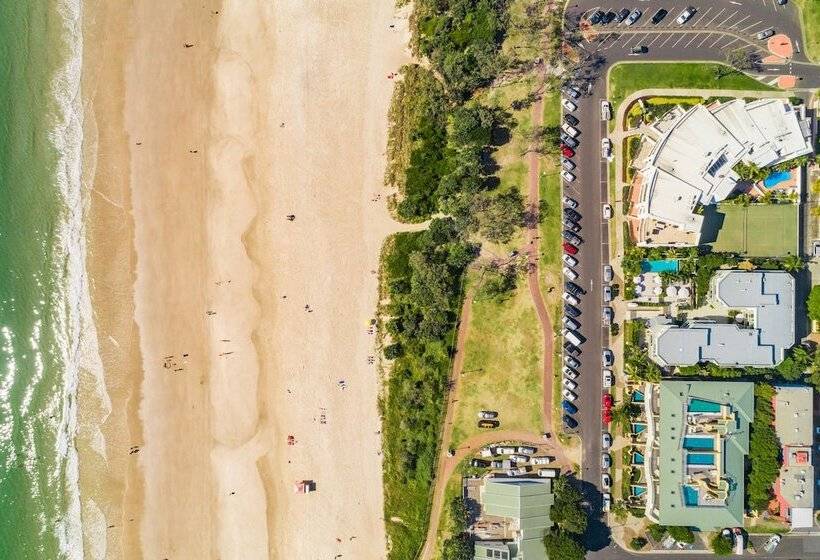 Bayview Beachfront Apartments, In Town Right On The Beach