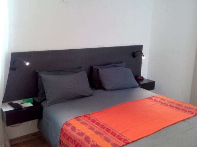 ベッドアンドブレックファースト 22 On Rose