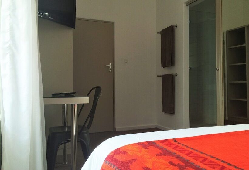 ベッドアンドブレックファースト 22 On Rose