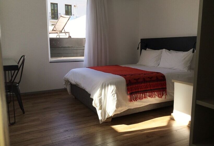 ベッドアンドブレックファースト 22 On Rose