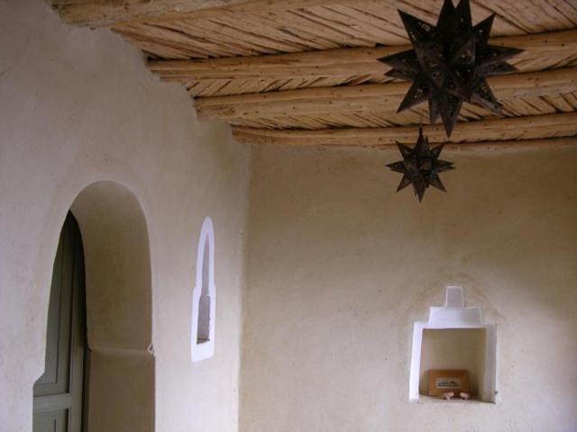 تختخواب و صبحانه Dar Zahia