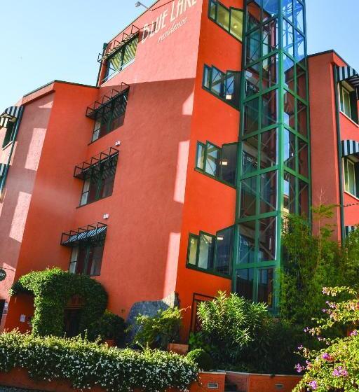 Blue Lake Residence   Bardolino