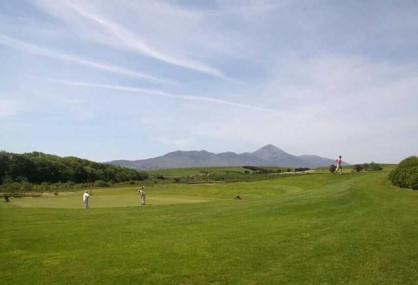 Broadlands Bed And Breakfast