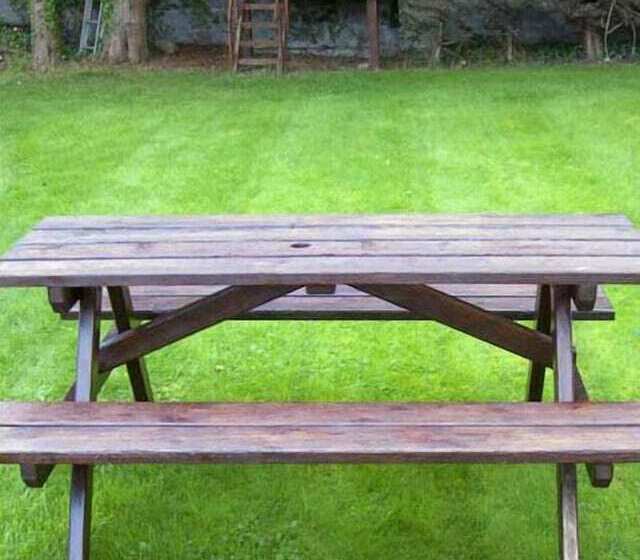 Broadlands Bed And Breakfast