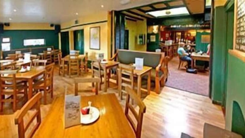 Cloverfox Connemara Hostel