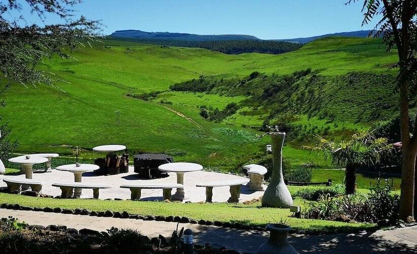 בית מלון כפרי Amazian Mountain River Lodge