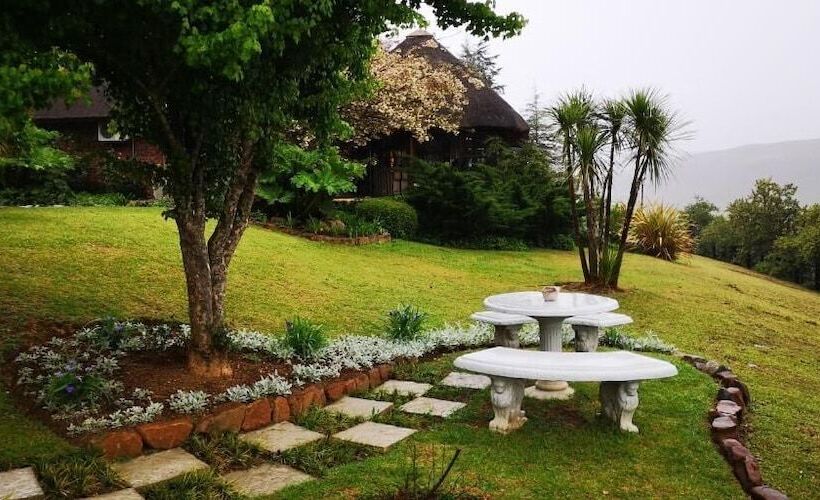 בית מלון כפרי Amazian Mountain River Lodge