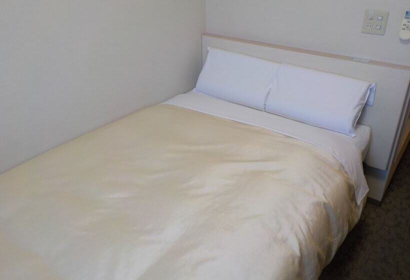 בית מלון כפרי Crown Hills Katsuta Omotechoten