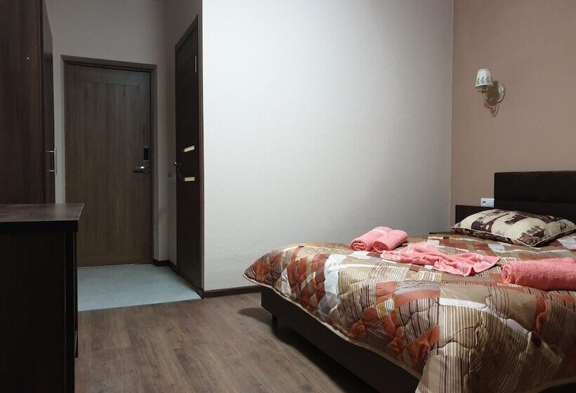 هتل Holel Flamingo