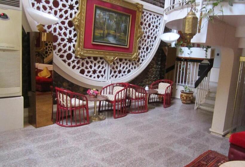 فندق Qurum Beach