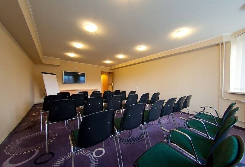 هتل Rezydencja Izabella