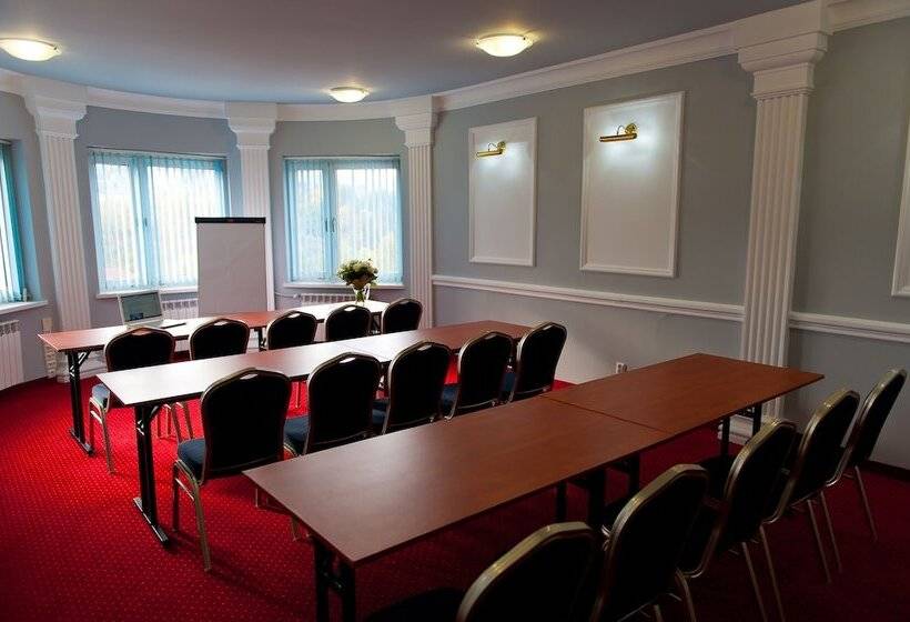 هتل Rezydencja Izabella