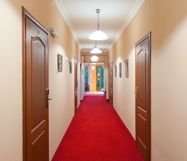 هتل Rezydencja Izabella