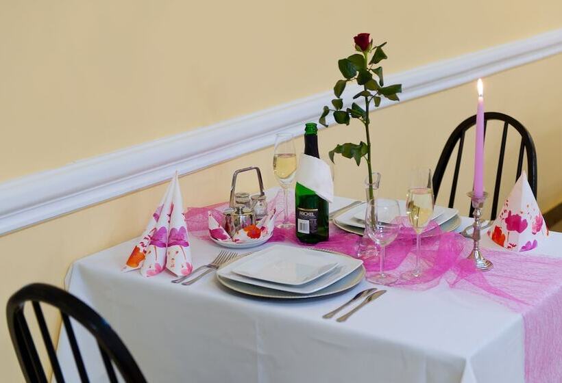 هتل Rezydencja Izabella