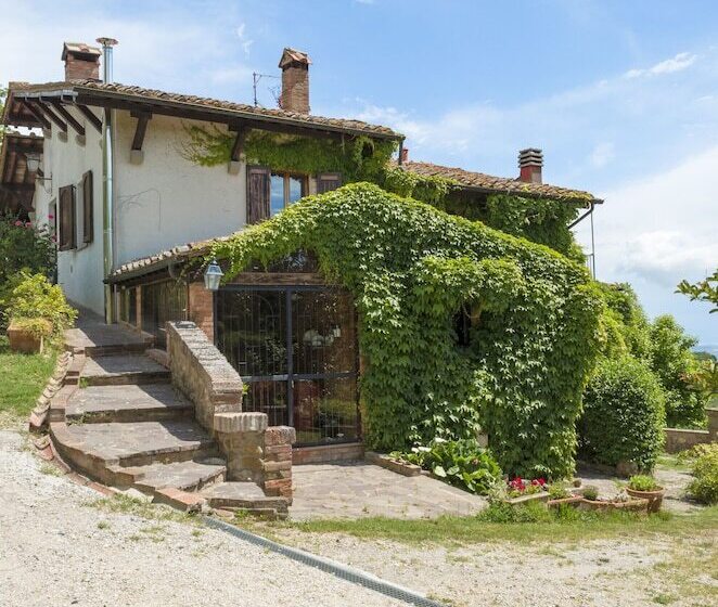 فندق ريفى Agriturismo Il Serraglio