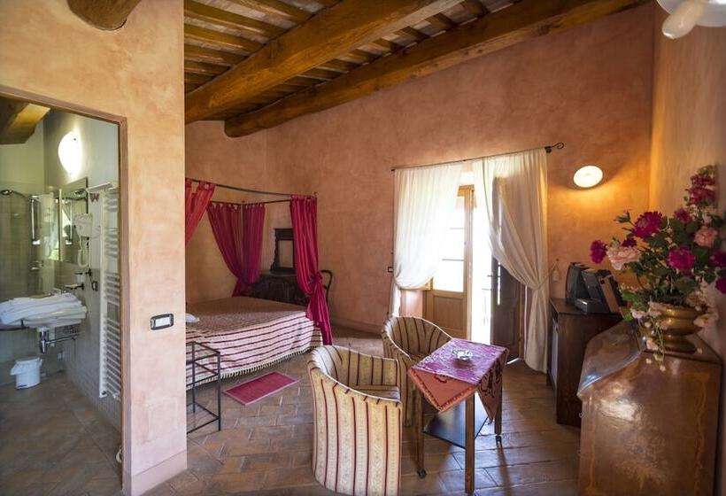 فندق ريفى Agriturismo Il Serraglio