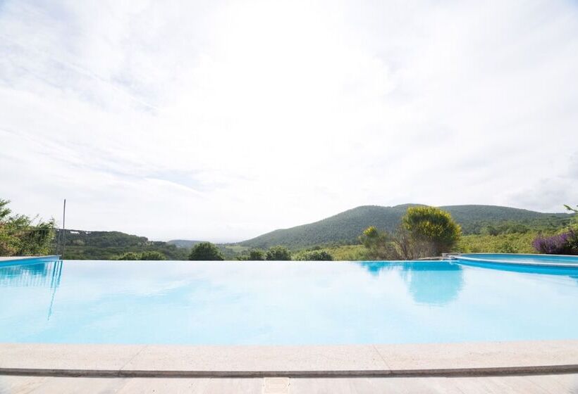 فندق ريفى Agriturismo Il Serraglio