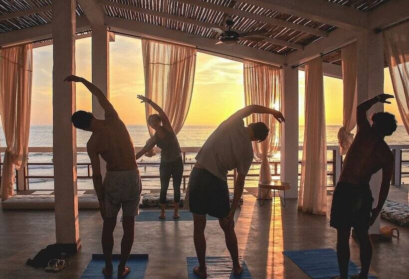 호텔 Socialtel Mancora Formerly Selina Mancora